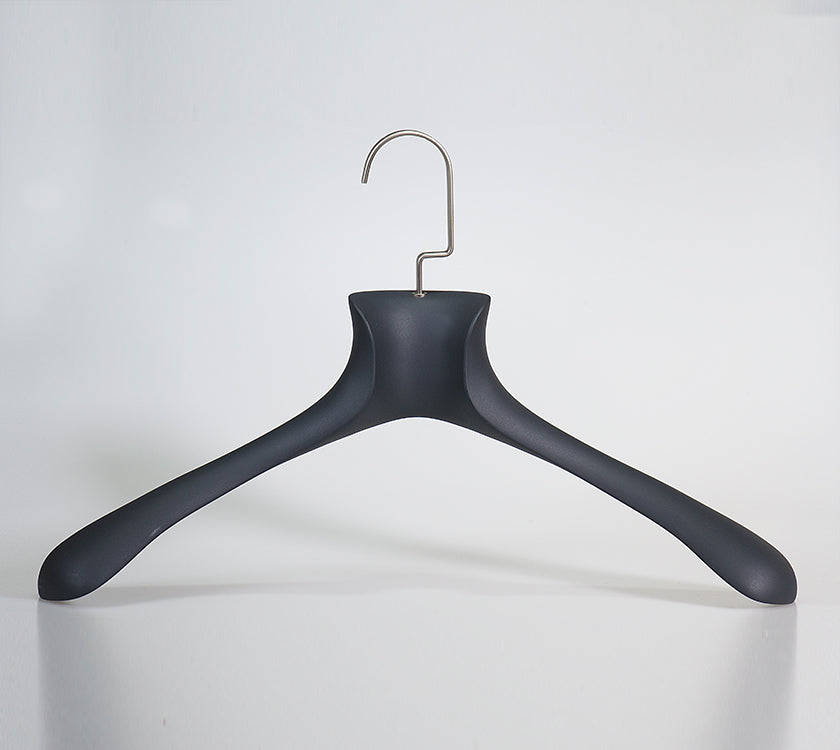 Black Plastic Clothes Hangers for sale