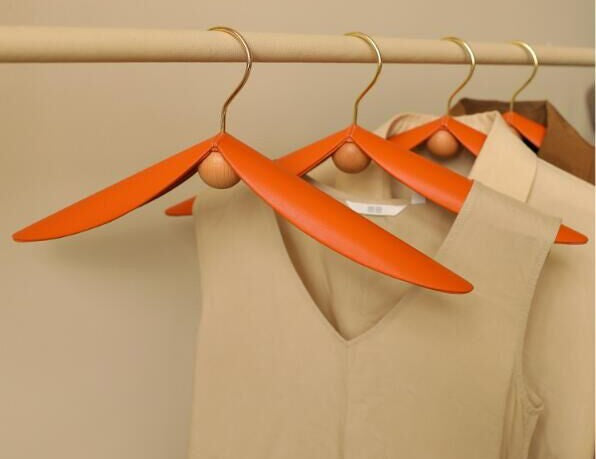 Supply Wide Shoulder Luxury Garment Leather Hanger