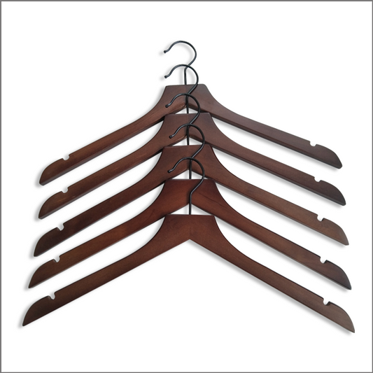 衣服の表示のための木製のシャツ ハンガー